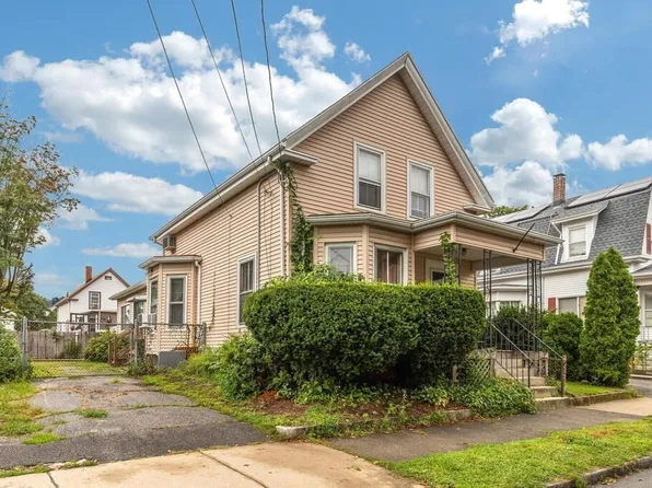 30 Coburn St, Lynn, MA 01902