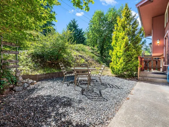 2682 Beaver Creek Cres, Nanaimo, BC V9T 3K4
