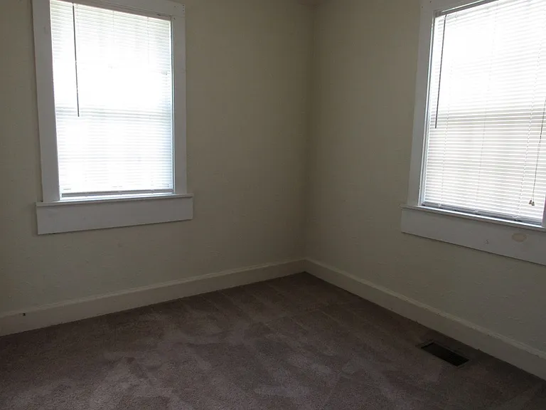 828 Park St #828 — Photo 9
