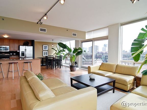 Living Room/Dining Room