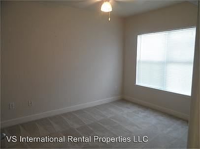 4th image of 202 E South St Unit 4051