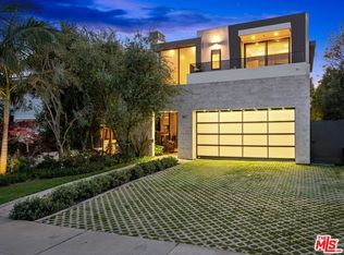 867 Galloway St, Pacific Palisades, CA 90272
