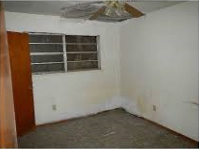 2nd image of 7120 Penny St