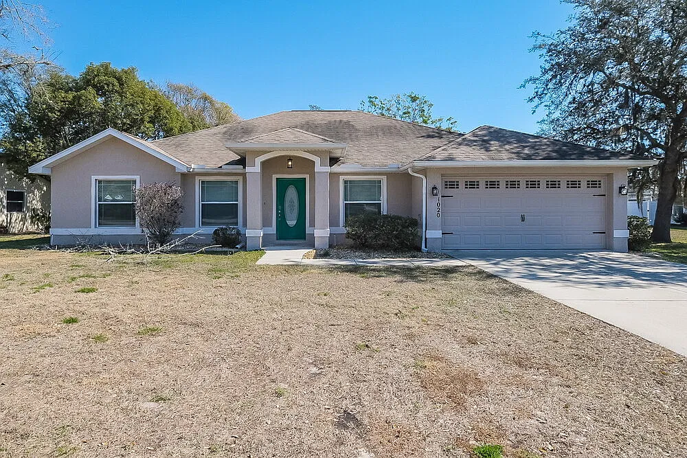 4 bed, 2.0 bath, 2117 sqft, $2,495 — Photo 1
