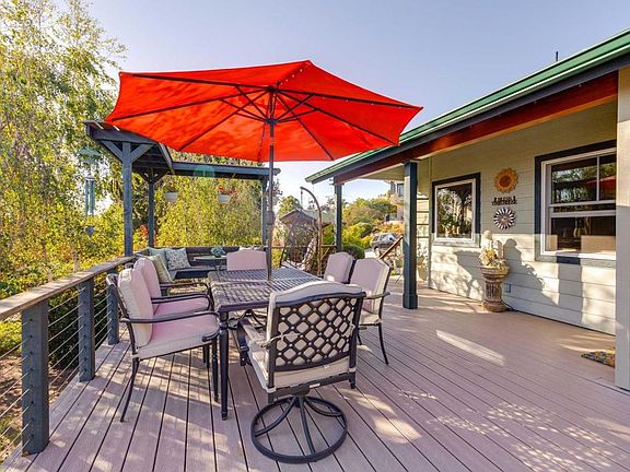 3rd image of 1818 Avocado Rd