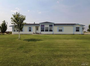 5825 Pelican Ln, Winnemucca, NV 89445