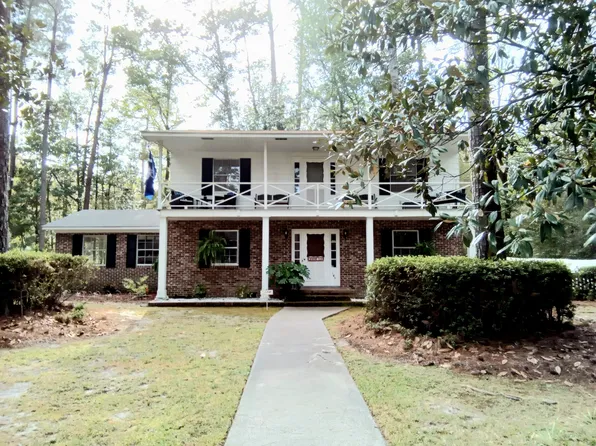 145 Park St, Varnville, SC 29944