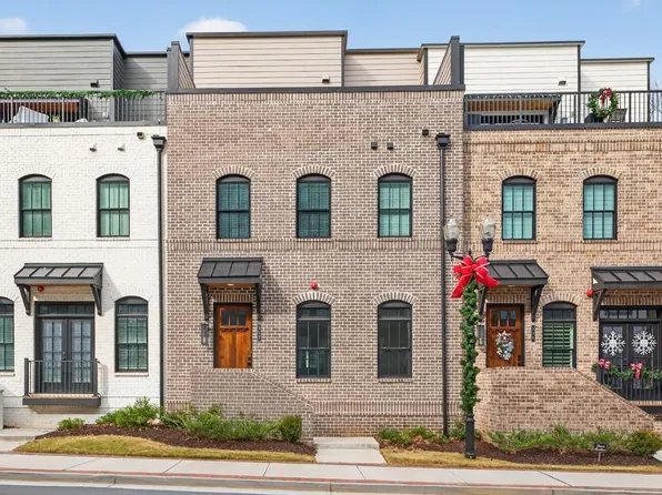 332 Sugarview Rd, Sugar Hill, GA 30518