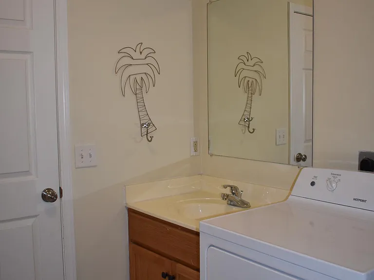 831 Whitetail Ct — Photo 11