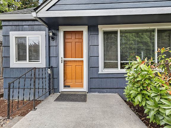 4th image of 875 SE 66th Way