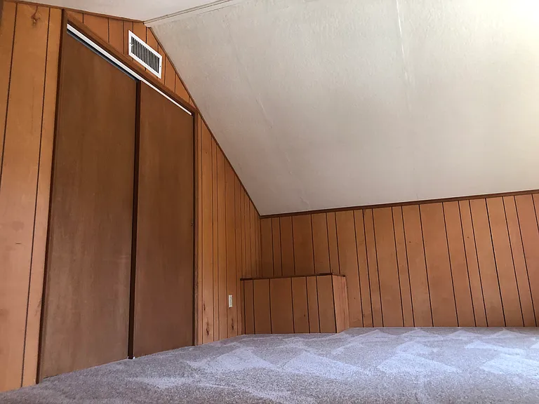535 S Niagara St — Photo 11
