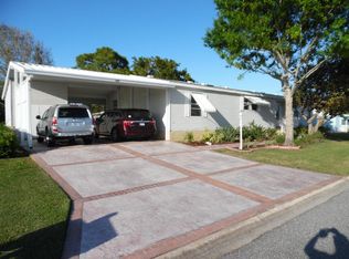 328 Loquat Dr, Barefoot Bay, FL 32976
