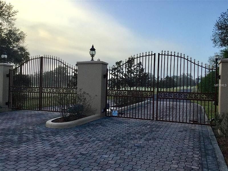 2nd image of 41207 Stanton Hall Dr