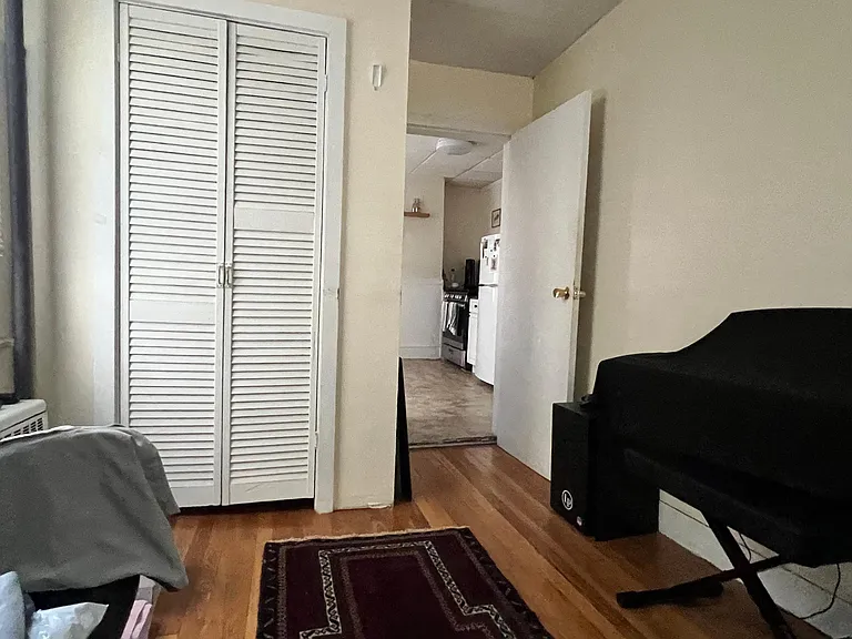 140 Hampshire St #1 — Photo 12