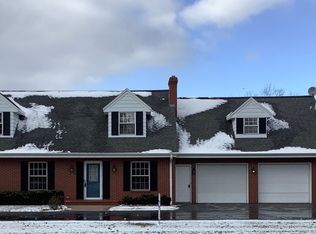 2536 Riverside Dr, Green Bay, WI 54301