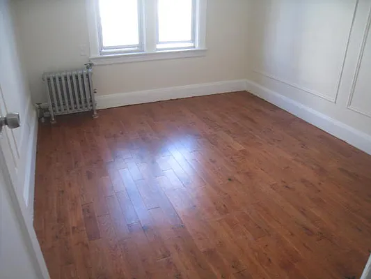 Rented by Alexiou Realty | media 18