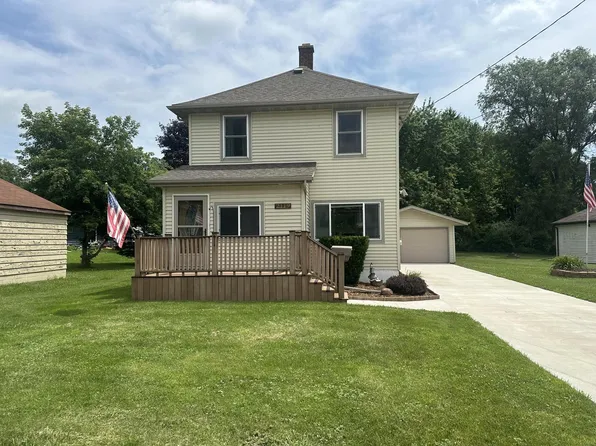 2119 Northwestern AVENUE, West Bend, WI 53090