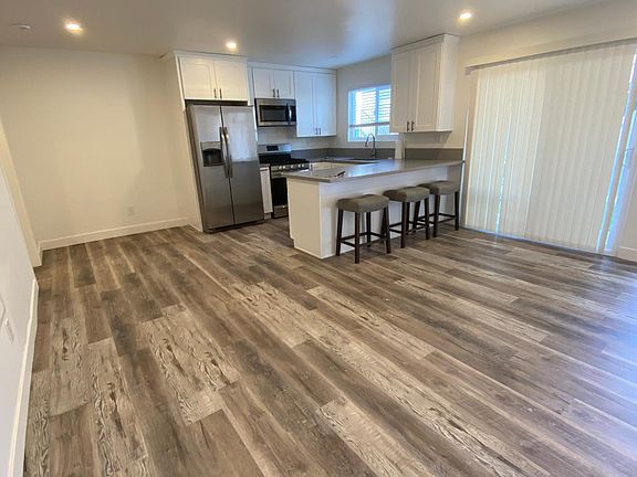3rd image of 1043 Law St #2