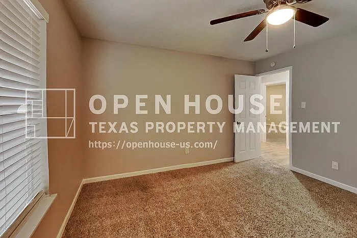 3413 Castle Rock Ln — Photo 13