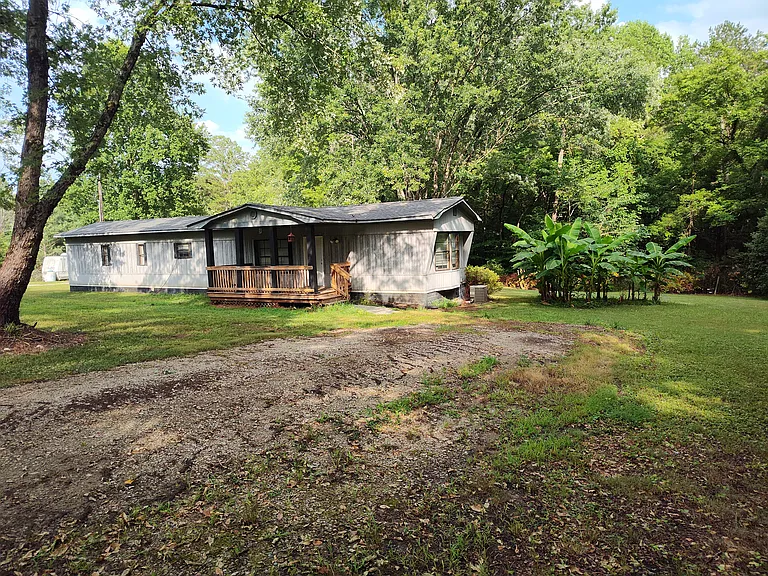 1024 Lindsay Dr #A — Photo 2