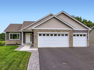 918 Harvest Dr SW, Lonsdale, MN 55046