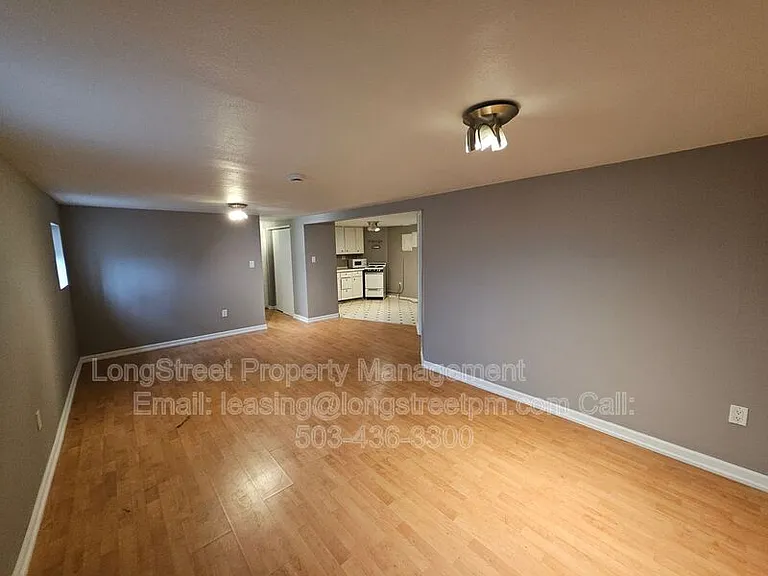 1734 SW Market St — Photo 44