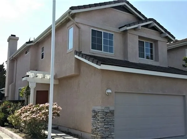 7791 Pacific Cir, Midway City, CA 92655