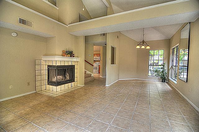 1st image of 1804 Palo Alto Dr