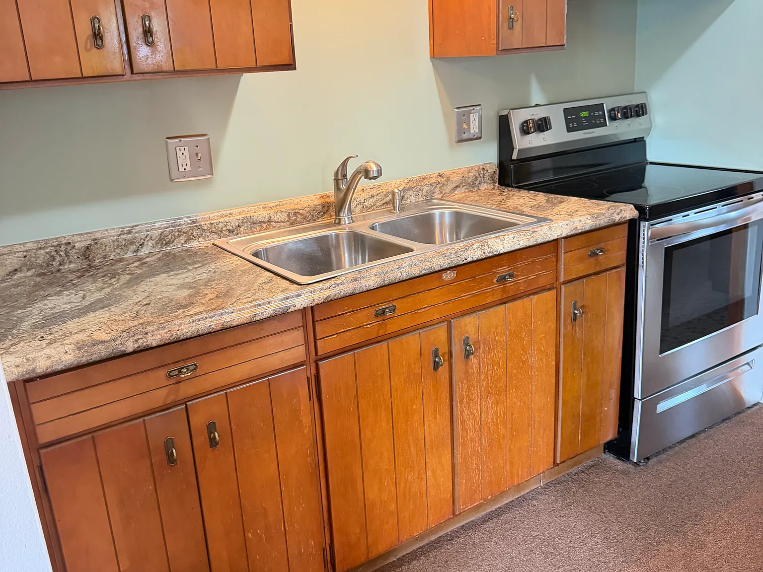 2 bed, 850 sqft, $990 — Photo 3