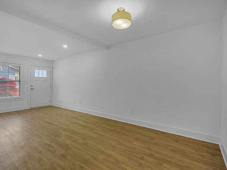 Greenview Apartments - Forest Park — Photo 21