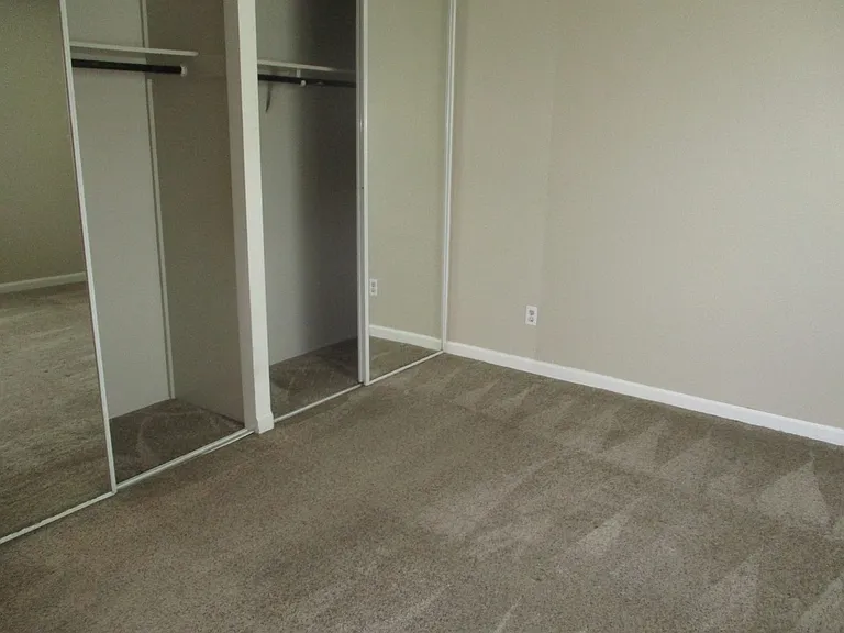 10238 Molino Rd — Photo 7