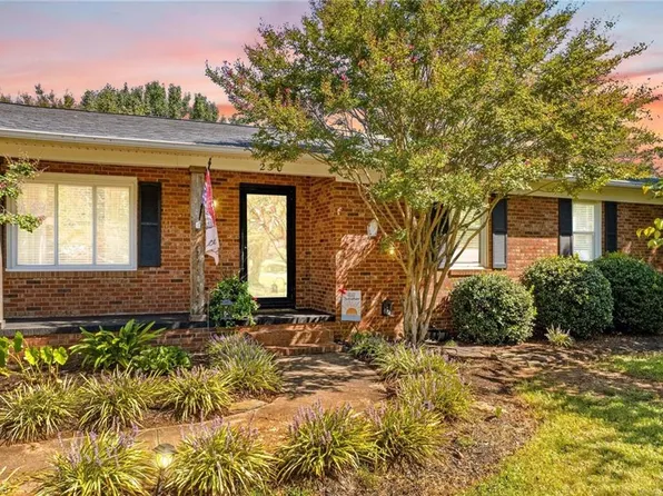 230 Old Farm Rd, Salisbury, NC 28146