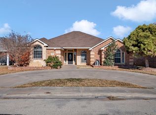 6915 Robbie Rd, Odessa, TX 79765