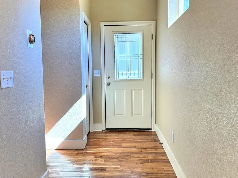 20672 SW Edgemont St — Photo 2