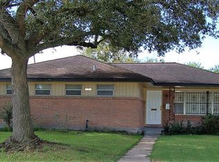 5203 Willowbend Blvd, Houston, TX 77096