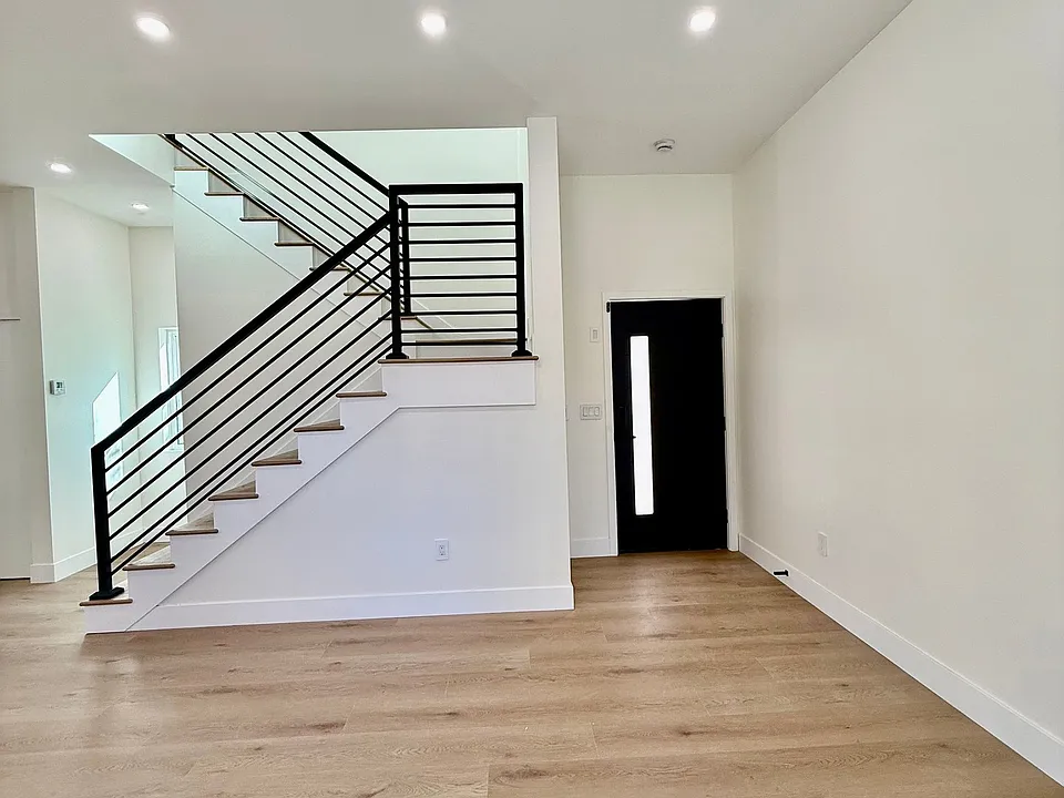 20534 Miranda Pl #36