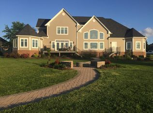 1112 Boardwalk Dr, Moneta, VA 24121