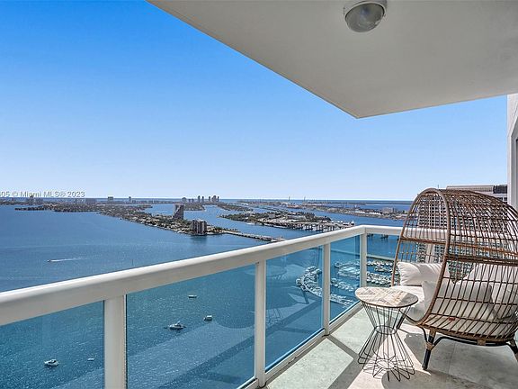 3rd image of 1800 N Bayshore Dr APT 3803