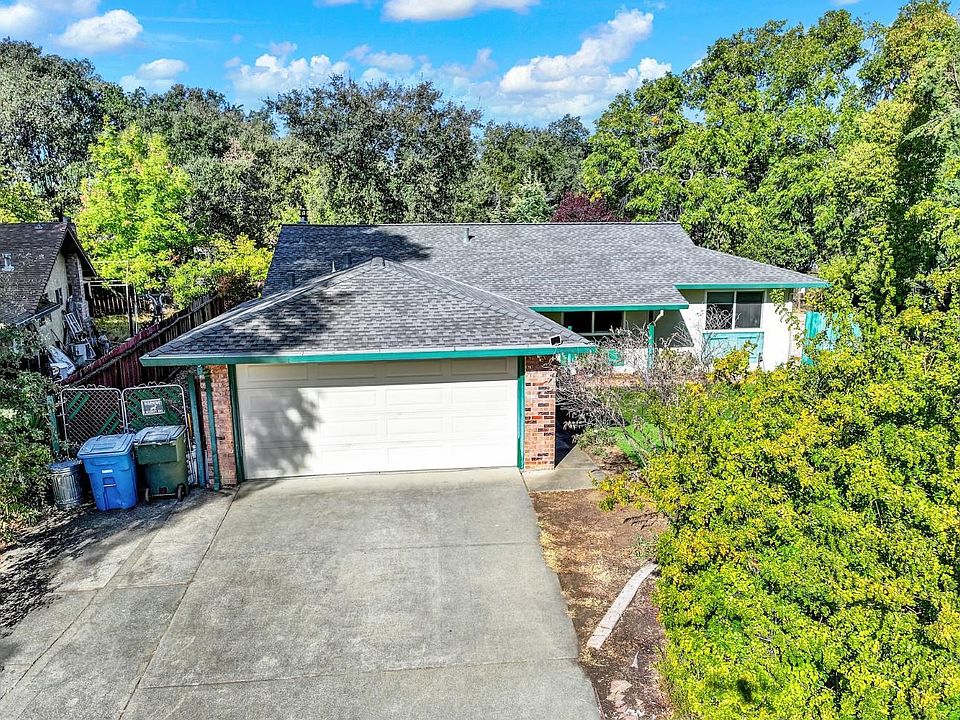 1st image of 820 Capstan Court