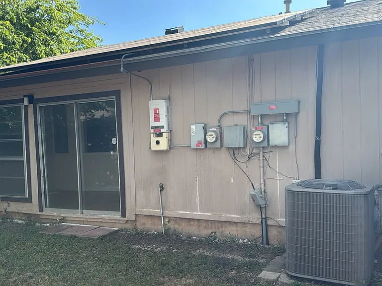 1334 Bitterlake — Photo 13