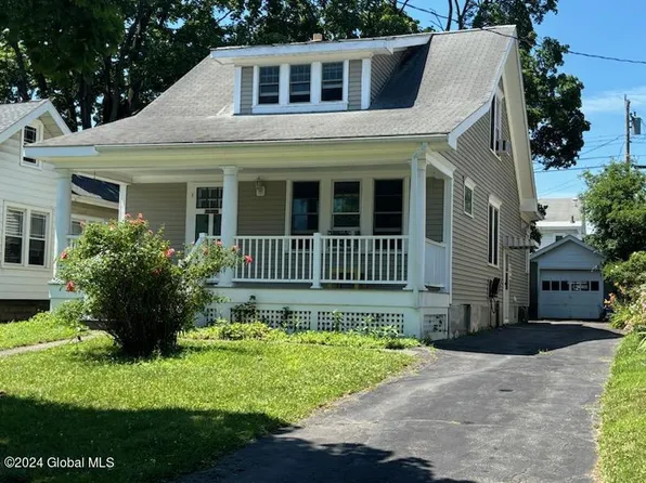 58 Cardinal Avenue, Albany, NY 12208