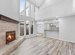 800 Country Place Dr Unit 1204, Houston, TX 77079