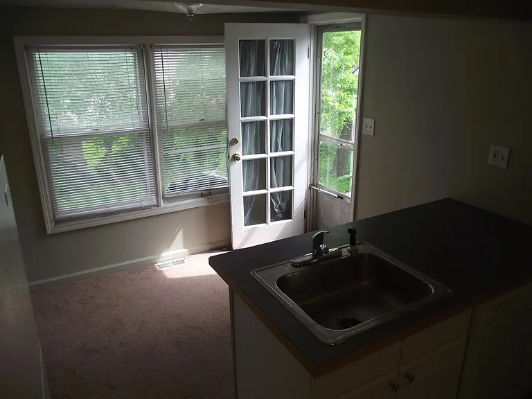 373 E Saratoga St #2 — Photo 7