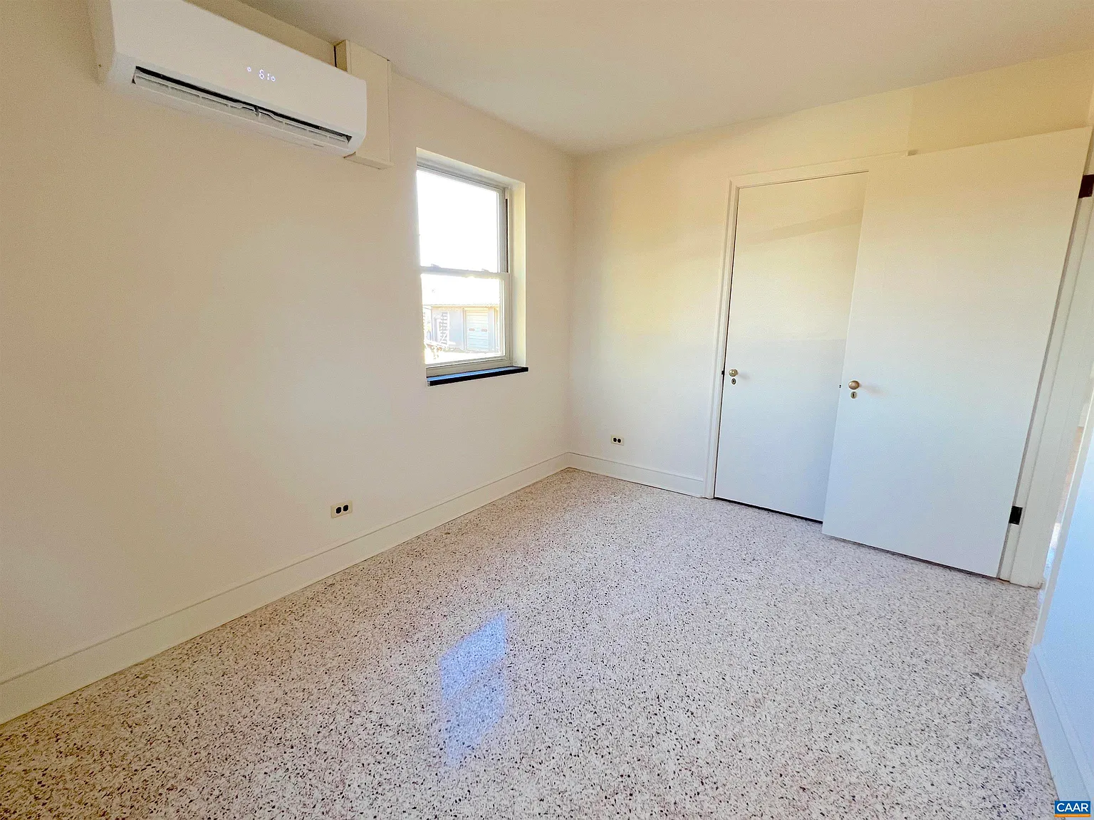 1 bed, 1.0 bath, 660 sqft, $1,195 — Photo 4