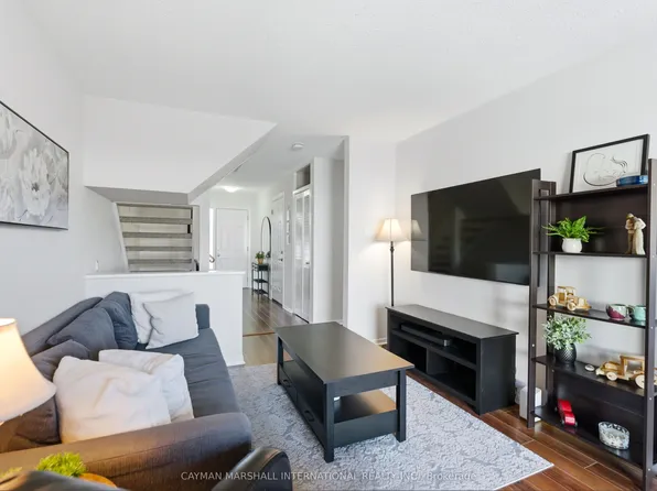 44 Jenkins Ln, Ajax, ON L1S 3N8