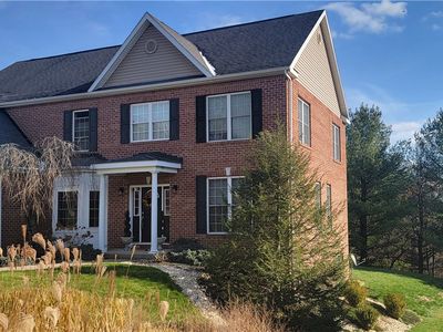 216 Dorsay Valley Dr, Cranberry Township, PA, 16066