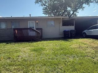 7138 SW Lario Ln, Topeka, KS 66619