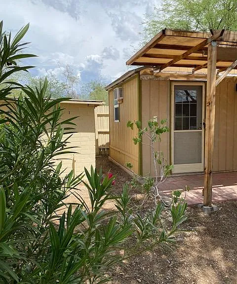 E Blacklidge Dr — Photo 25
