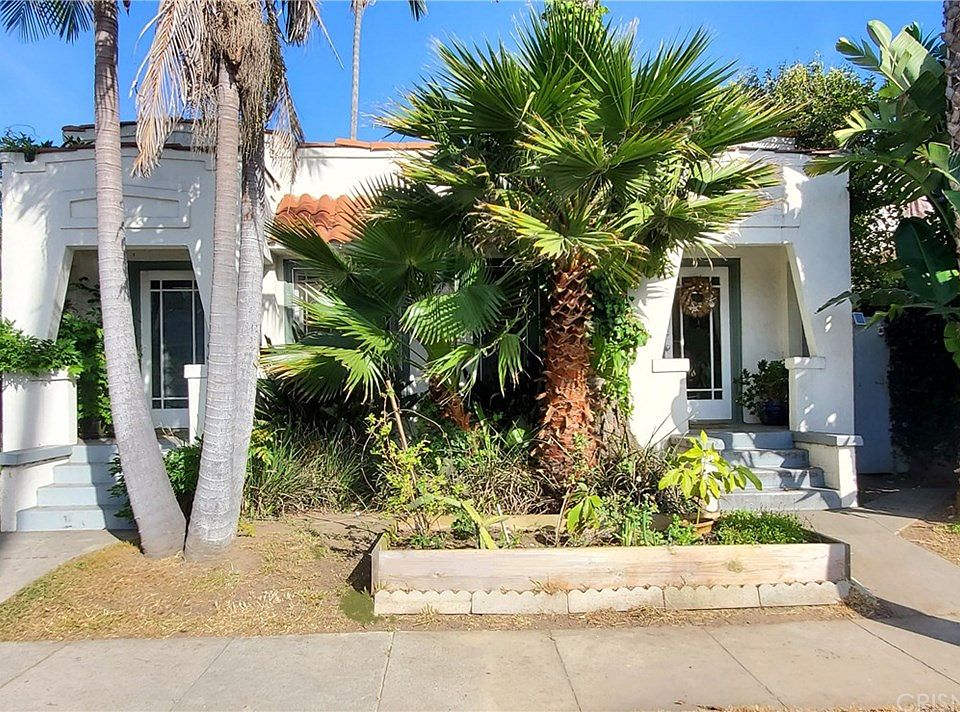 1st image of 908-910 Victoria Ave #2