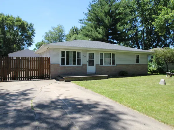 6109 W Penrod Rd, Muncie, IN 47304